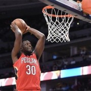  利拉德60分空砍开拓者负步行者  