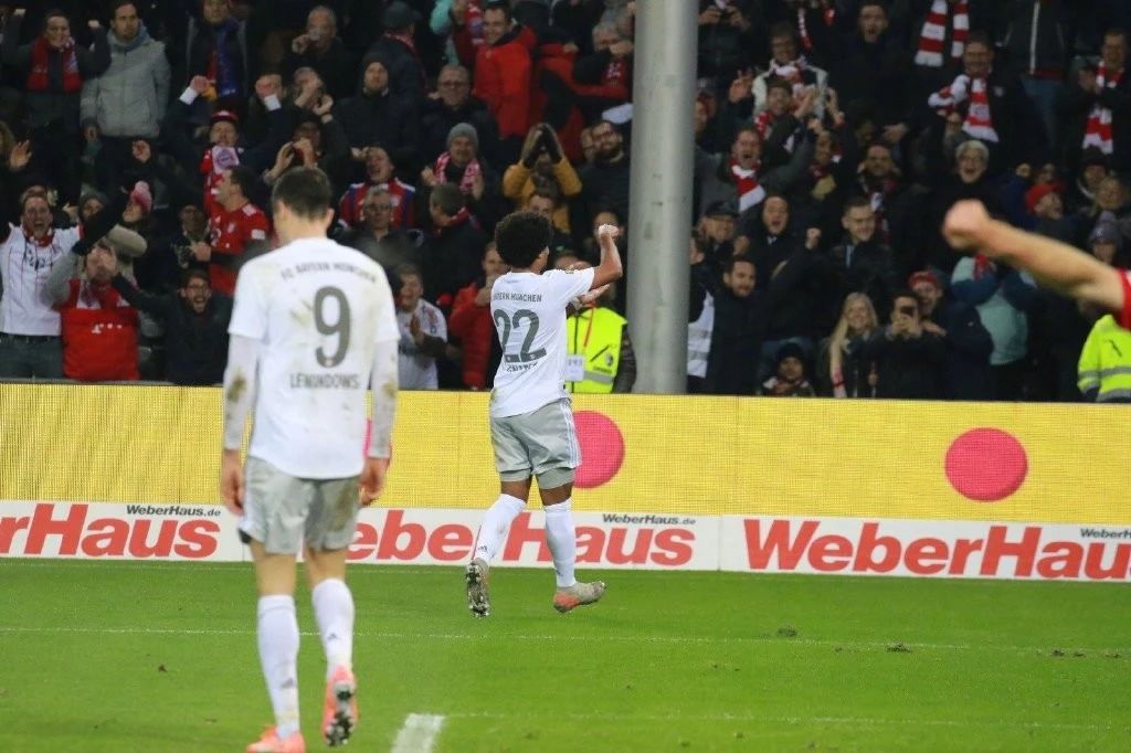  昂热小将破门制胜，终结巴黎联赛十连胜  